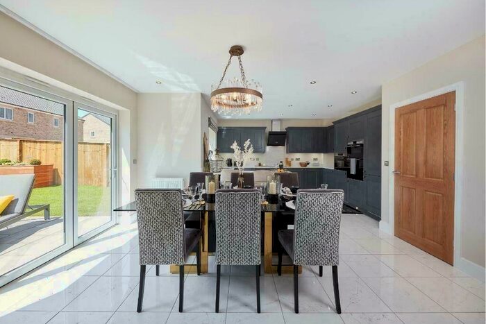 4 Bedroom Detached House For Sale In Station Road, Hibaldstow, North Lincolnshire, DN20