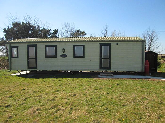 2 Bedroom Mobile/park Home To Rent In Barn Park, Davidstow, Camelford, PL32