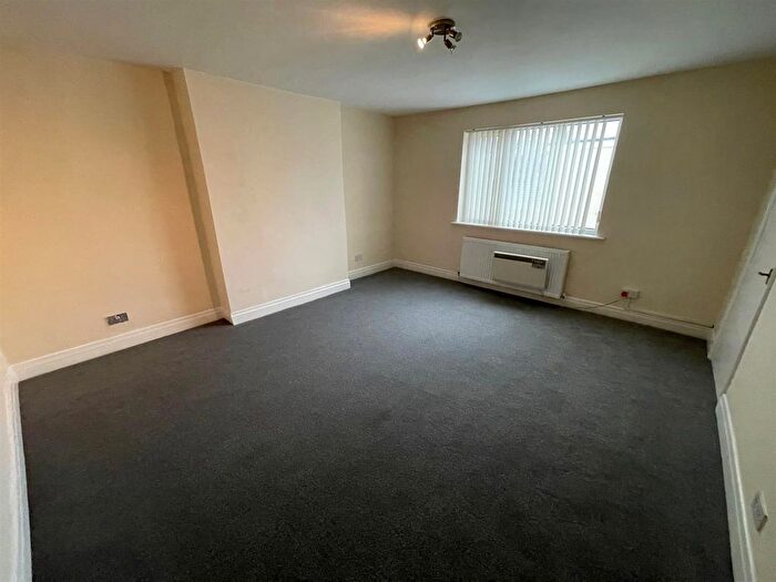 2 Bedroom Flat To Rent In Marshall Terrace, Durham, DH1