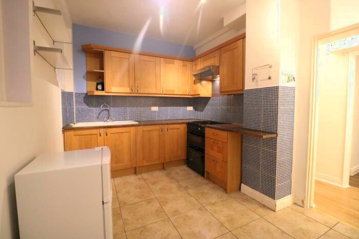1 Bedroom Flat To Rent In The Roundway, Tottenham, N17