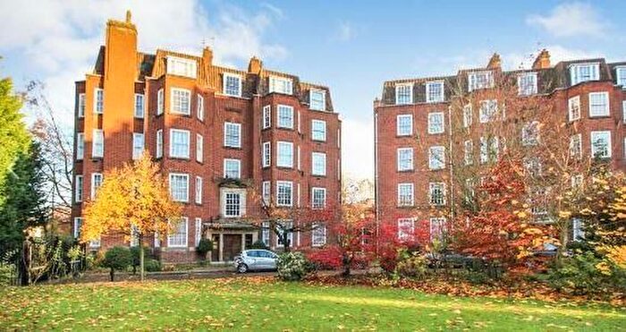 2 Bedroom Flat To Rent In Kenilworth Court, Hagley Road, B16