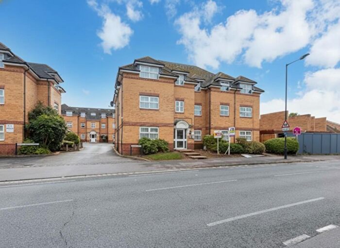 2 Bedroom Property To Rent In Sydenham Gardens, Chalvey Grove, Slough, SL1