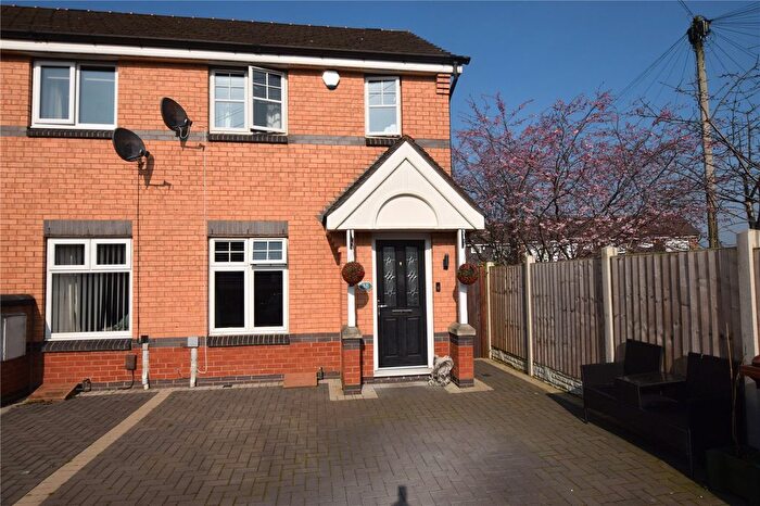 2 Bedroom Terraced House For Sale In Mclaren Fields, Bramley, Leeds, LS13