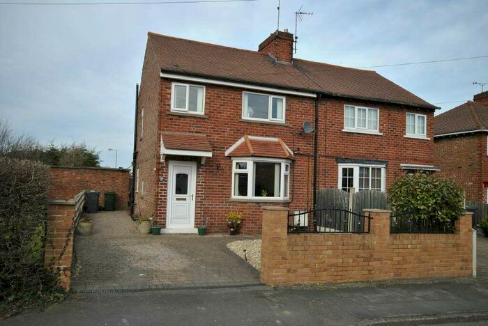 2 Bedroom Semi-Detached House To Rent In King Edward Road, Tickhill, Doncaster, DN11