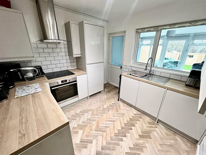 3 Bedroom Terraced House For Sale In Glastonbury Road, Yardley Wood, Birmingham, B14