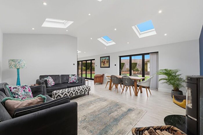 4 Bedroom Detached House For Sale In Church Road, Kirkby Mallory, LE9