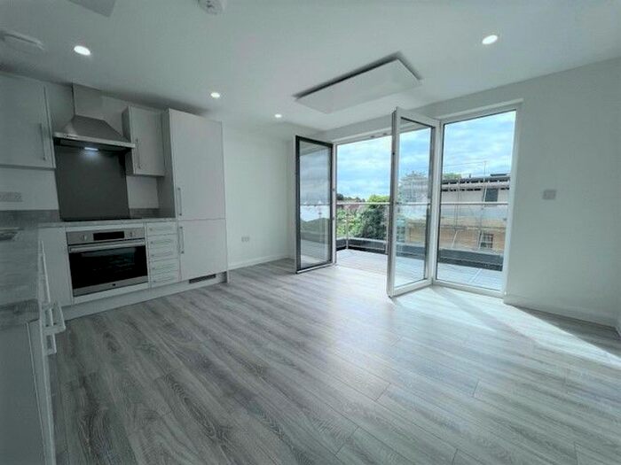 1 Bedroom Flat To Rent In Newtown Road, Ashford, TN24