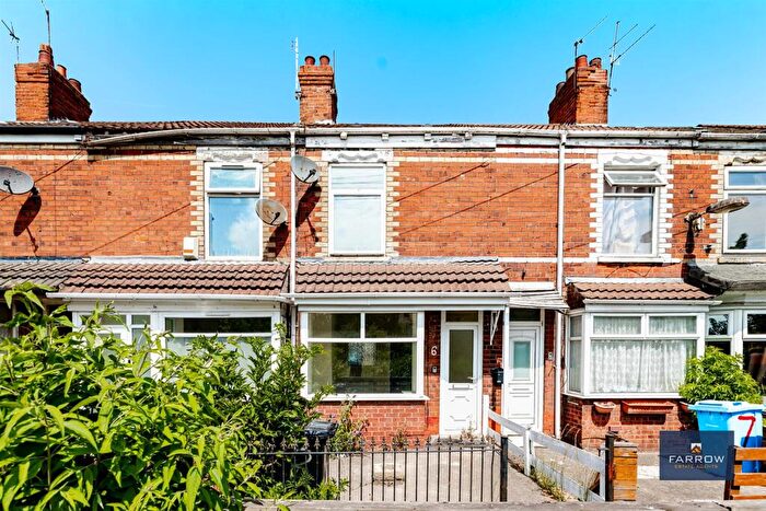 2 Bedroom Terraced House For Sale In Delhi Street, Hull, HU9