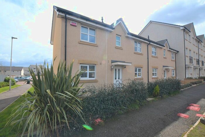 3 Bedroom Detached House To Rent In Carter Drive, Edinburgh, EH17