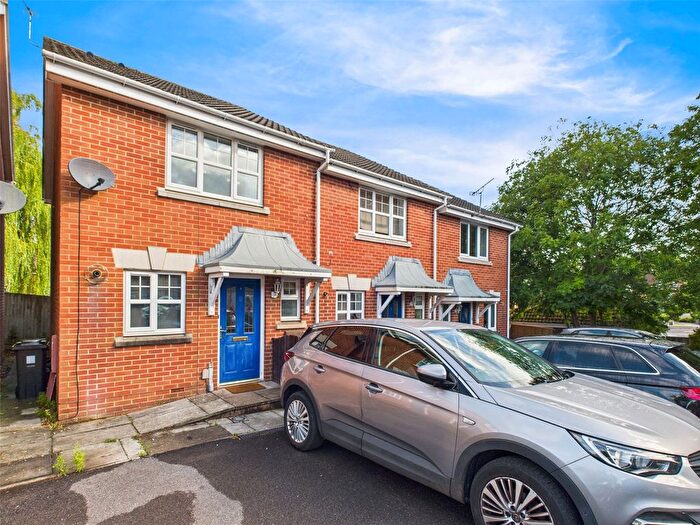 2 Bedroom Terraced House For Sale In Hill Close, Bristol, BS16