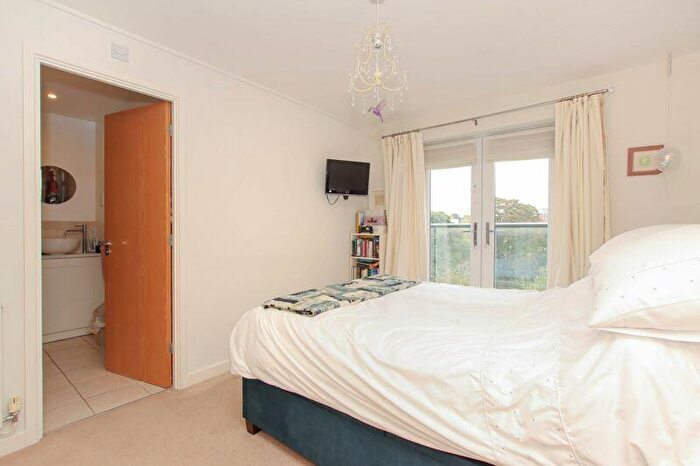 2 Bedroom Flat For Sale In Gadebury Heights, Hemel Hempstead, HP1