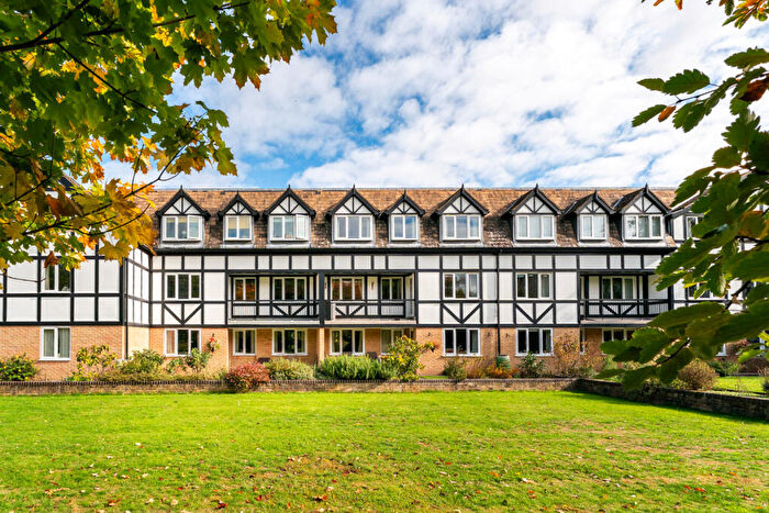 2 Bedroom Apartment For Sale In West Street, Godmanchester, PE29