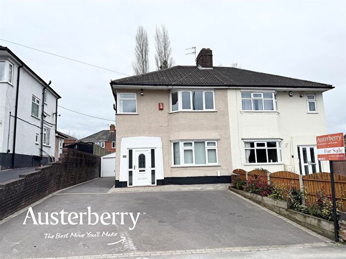3 Bedroom Semi-Detached House For Sale In Blurton Road, Stoke-On-Trent, ST3