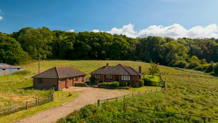 2 Bedroom Bungalow For Sale In Toms Lane, Linwood, Ringwood, BH24