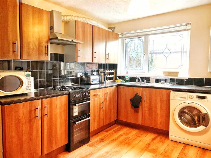 3 Bedroom Terraced House To Rent In Manor Road, London, E15