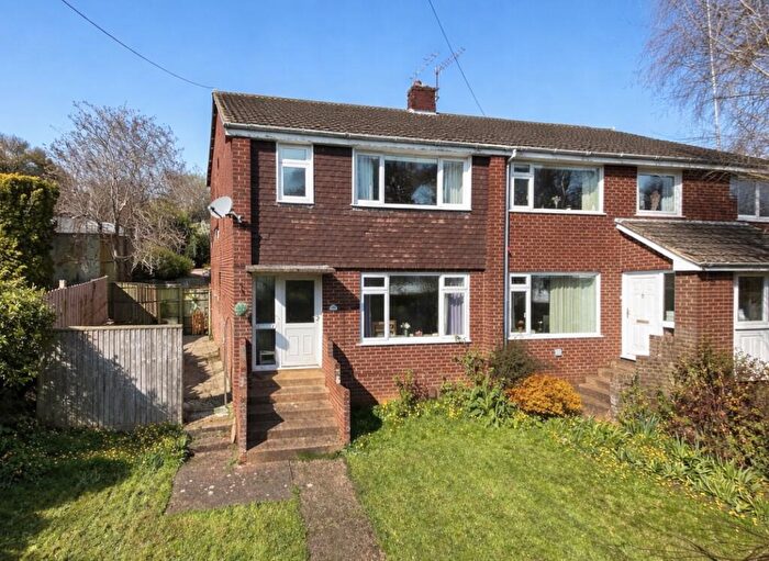 3 Bedroom End Of Terrace House For Sale In Barley Farm Road, St Thomas, EX4