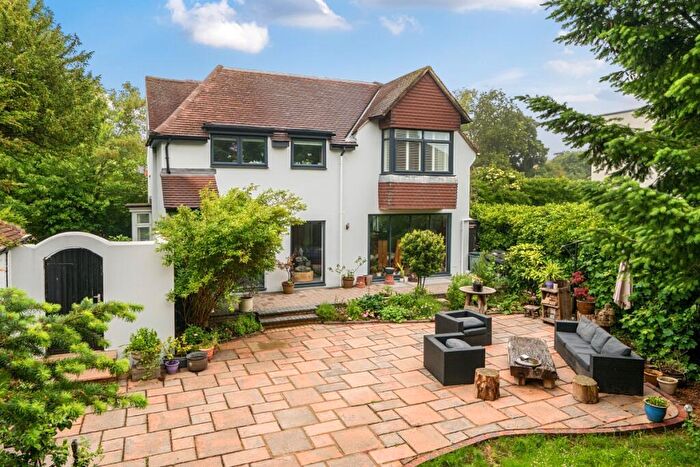 5 Bedroom Detached House To Rent In Shirley Drive Hove, BN3