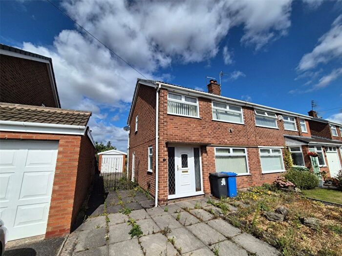 3 Bedroom Semi-Detached House For Sale In Haslemere Drive, Penketh, Warrington, Cheshire, WA5