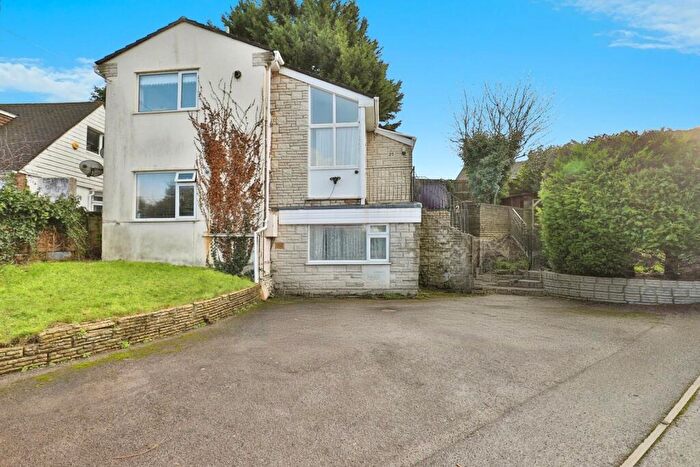 1 Bedroom Flat For Sale In Beaconsfield Road, Poole, Dorset, BH12