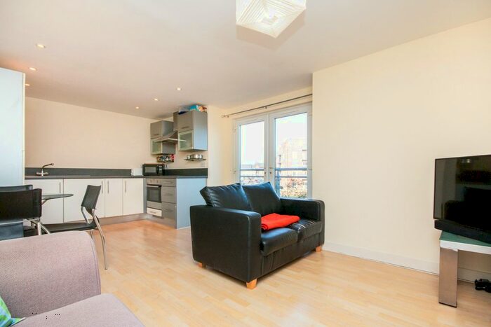 2 Bedroom Flat To Rent In Winterthur Way, Basingstoke RG21