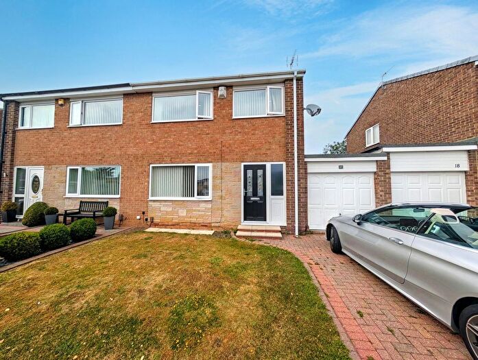 3 Bedroom Semi Detached House For Sale In Rosedale Gardens, Billingham, TS23
