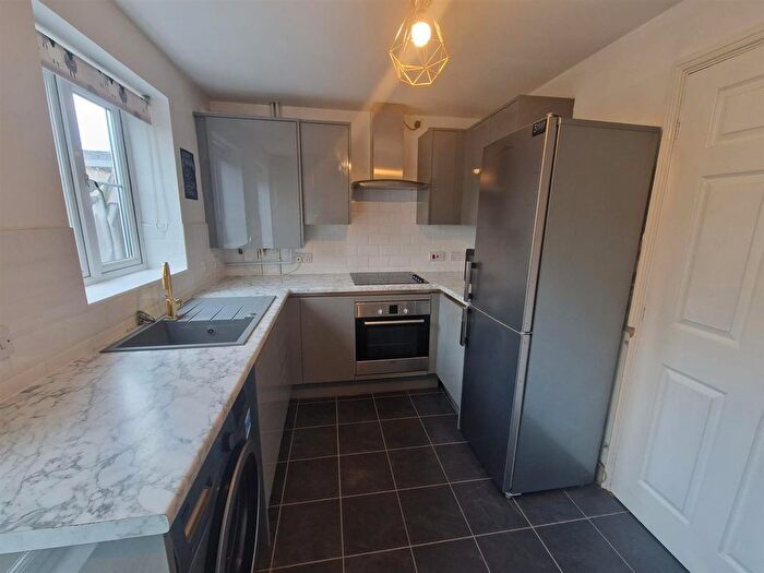 2 Bedroom Terraced House To Rent In Heol Y Gwartheg, Gowerton, SA4
