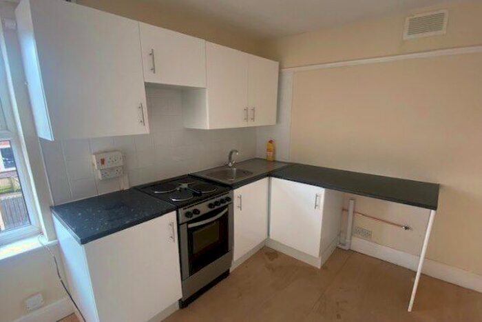1 Bedroom Flat To Rent In Clifford Road, Blackpool, FY1