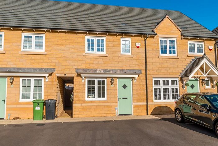 3 Bedroom Terraced House For Sale In Bletchley Fold, Horsforth, LS18