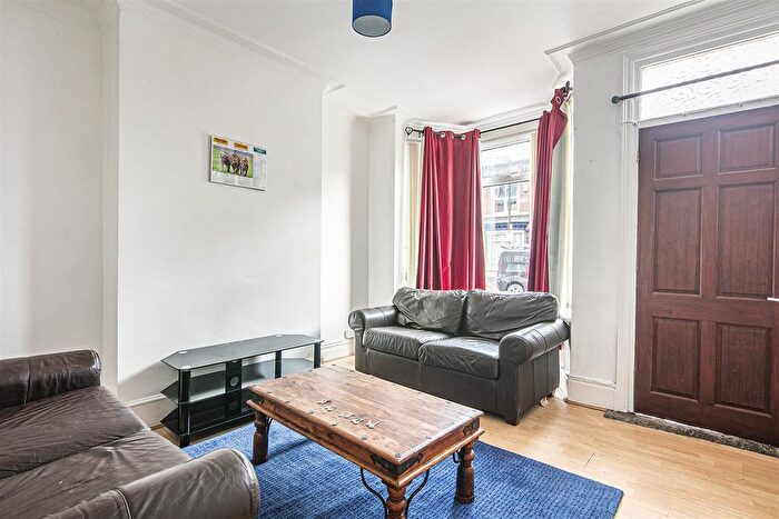 4 Bedroom Terraced House For Sale In Denham Road, Ecclesall Road, S11