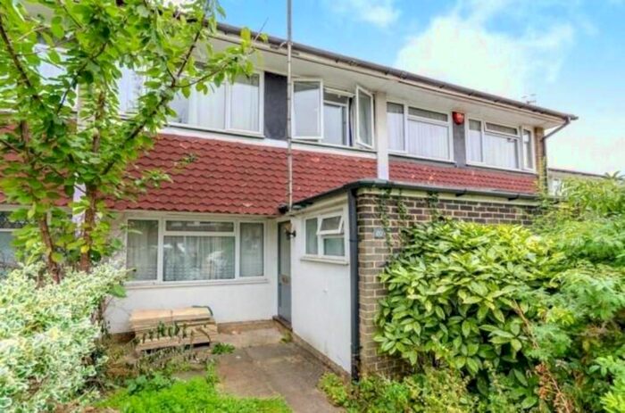 4 Bedroom Terraced House To Rent In Guildford Park Avenue, Guildford, GU2