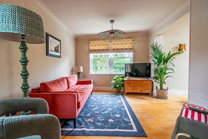 3 Bedroom Mews To Rent In Cobble Court Mews, Shaws Terrace, York, YO24