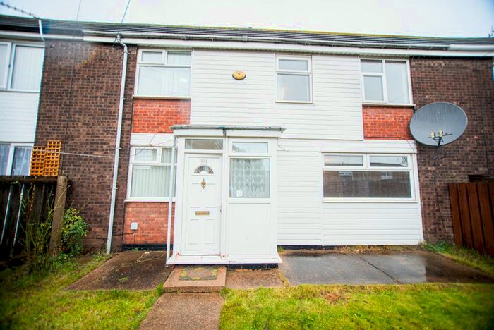 3 Bedroom Terraced House To Rent In Perran Close, Hull, HU7
