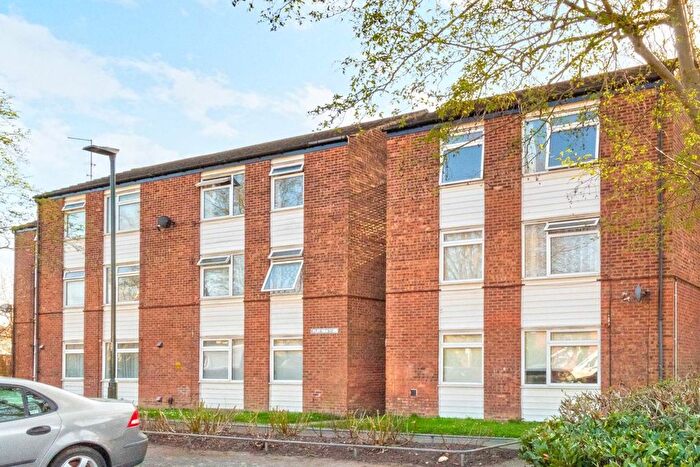 1 Bedroom Flat To Rent In Borland Road, Teddington, TW11