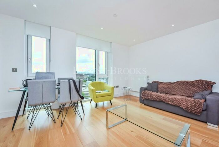 1 Bedroom Apartment To Rent In Sky View Tower, Stratford, E15