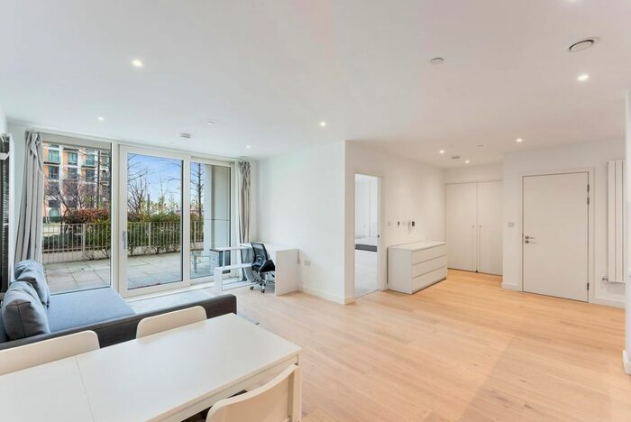 1 Bedroom Flat To Rent In Carrick House, Royal Wharf, London, E16