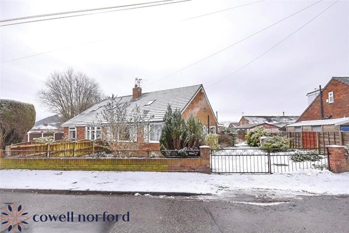 2 Bedroom Bungalow For Sale In Haugh Lane, Newhey, Rochdale, Greater Manchester, OL16