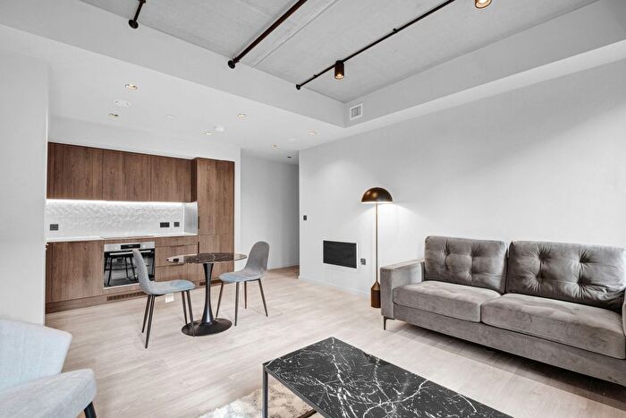 1 Bedroom Flat To Rent In Setl, Ludgate Hill, Birmingham, B3