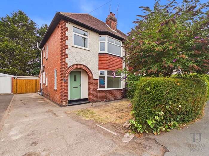 3 Bedroom Semi-Detached House For Sale In Rufford Road, Ruddington, NG11