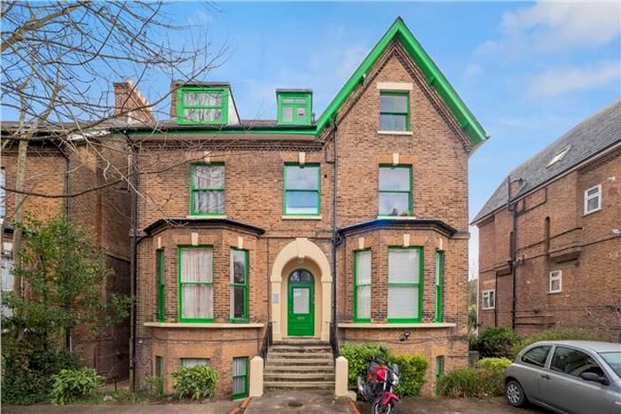 1 Bedroom Studio To Rent In Thicket Road, London, Greater London, SE20