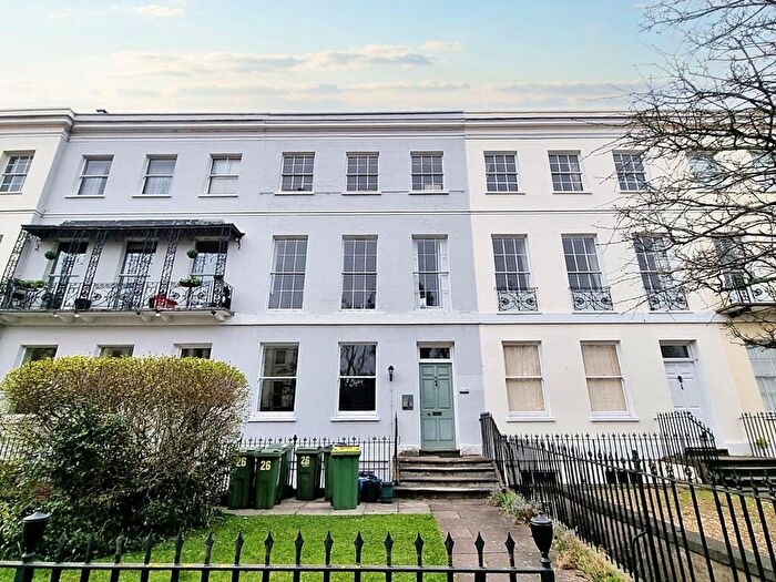 1 Bedroom Apartment For Sale In Evesham Road, Pittville, GL52