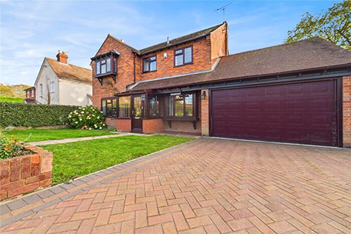 4 Bedroom Detached House For Sale In Beech Hill Road, Beech Hill, Reading, Berkshire, RG7
