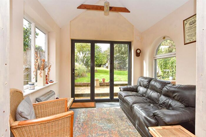 3 Bedroom Detached Bungalow For Sale In Lower Road, Faversham, Kent, ME13