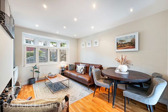 2 Bedroom Maisonette To Rent In Godley Road, London, SW18