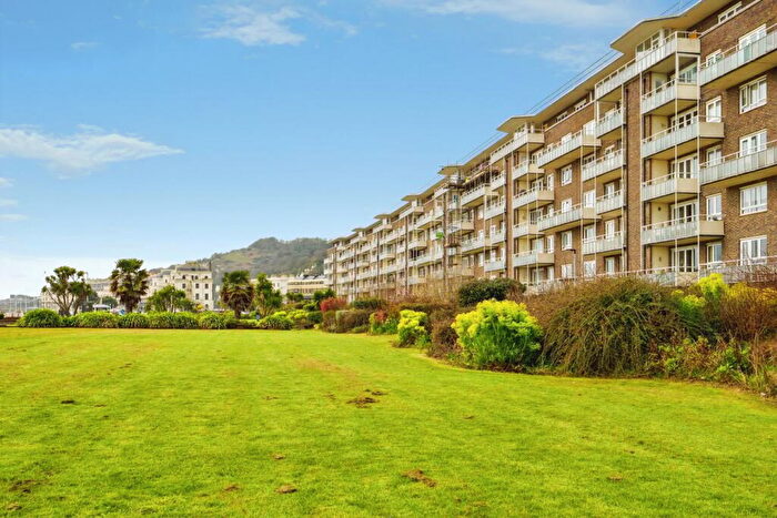 3 Bedroom Apartment For Sale In The Gateway, Dover, CT16