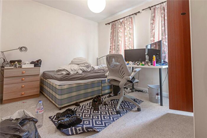 4 Bedroom Terraced House To Rent In Shakespeare Avenue, Horfield, Bristol, BS7