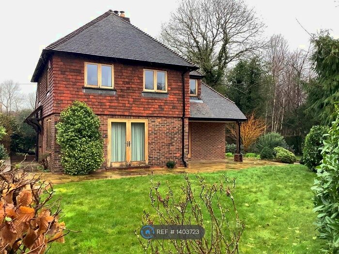 2 Bedroom Detached House To Rent In Penshurst, Penshurst, Tonbridge, TN11