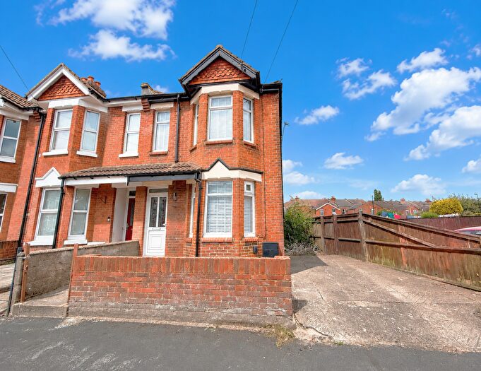 3 Bedroom End Of Terrace House For Sale In Cecil Avenue, Shirley, Southampton, SO16