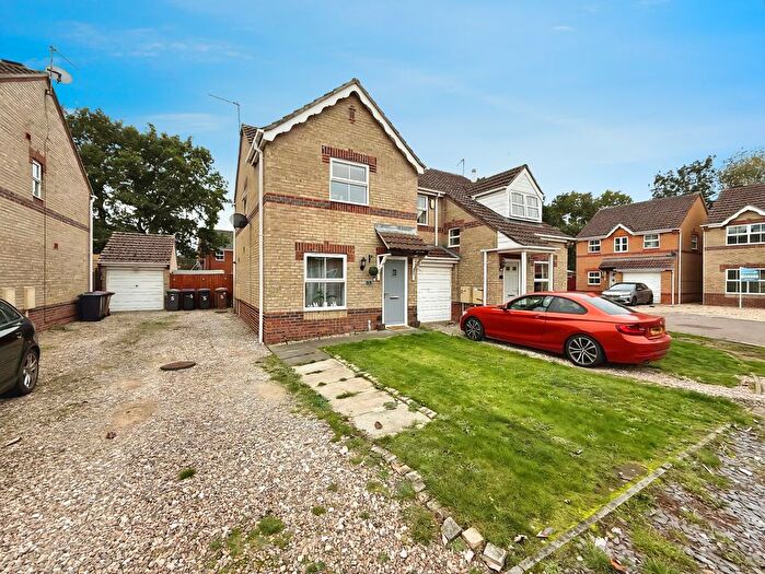 2 Bedroom Semi-Detached House For Sale In Blackberry Close, South Hykeham, LN6