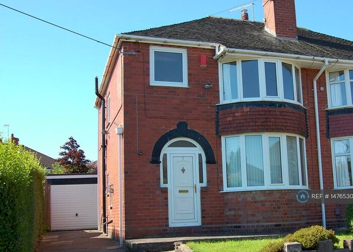 3 Bedroom Semi-Detached House To Rent In Cranleigh Avenue, Stoke-On-Trent, ST1