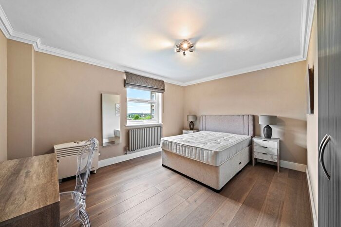 3 Bedroom Flat To Rent In St Johns Wood Park, St Johns Wood, NW8